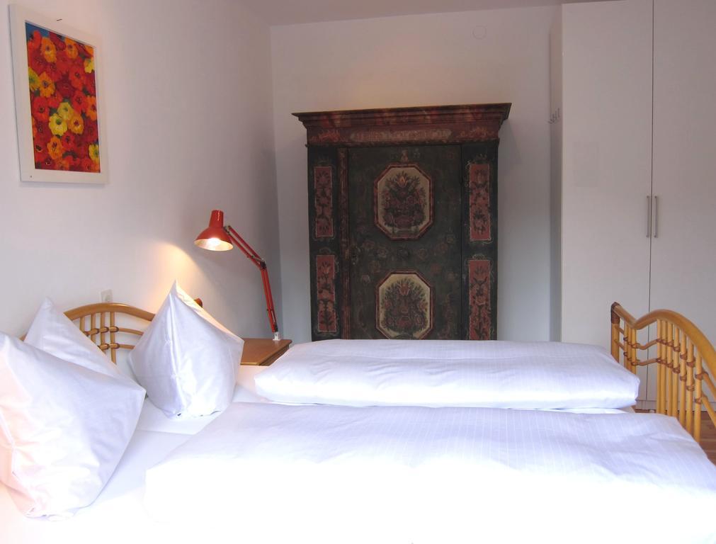 Appartement Dorfplatz شرنز الغرفة الصورة